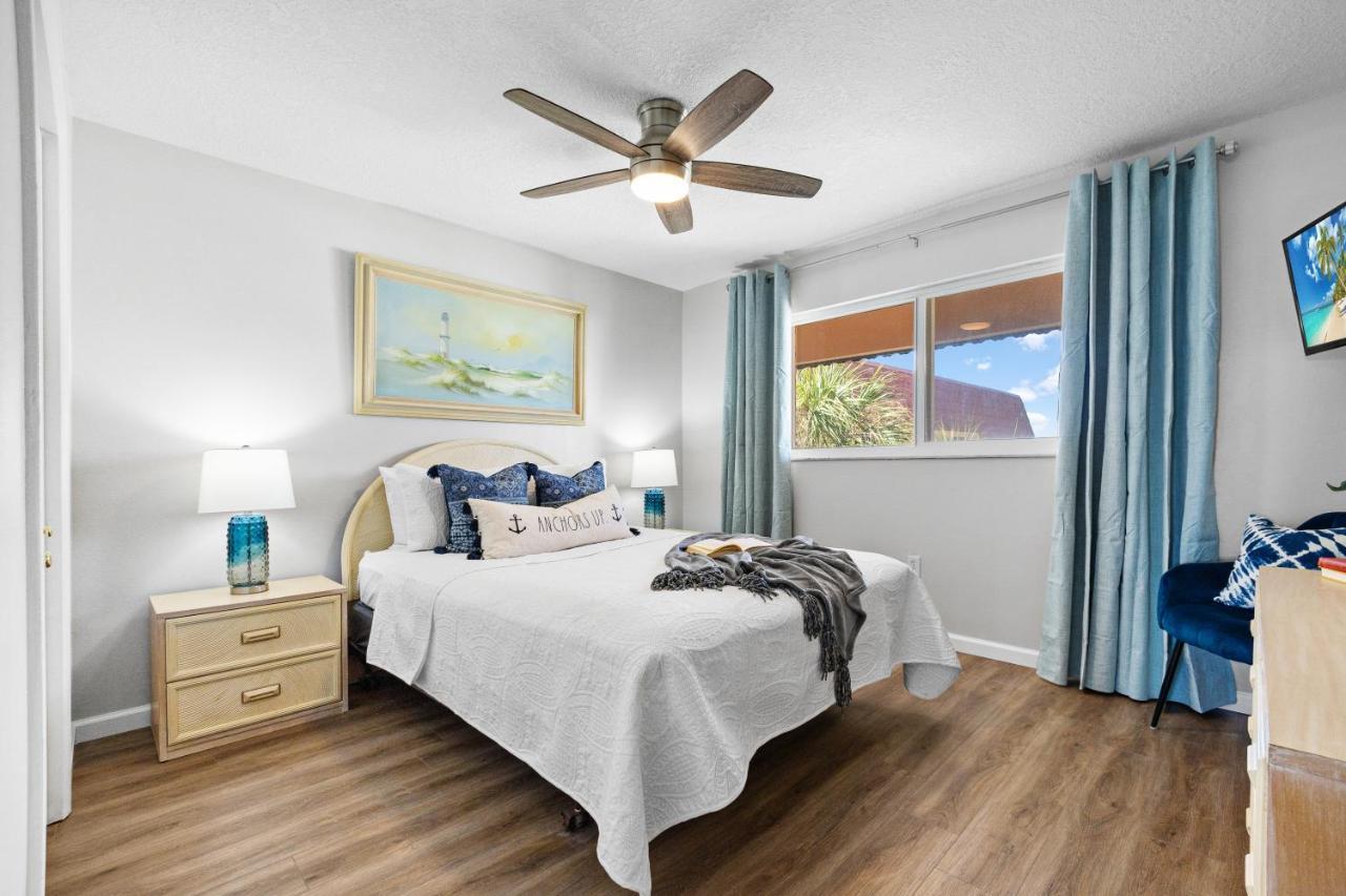 Spanish Main Cocoa Beach Bagian luar foto